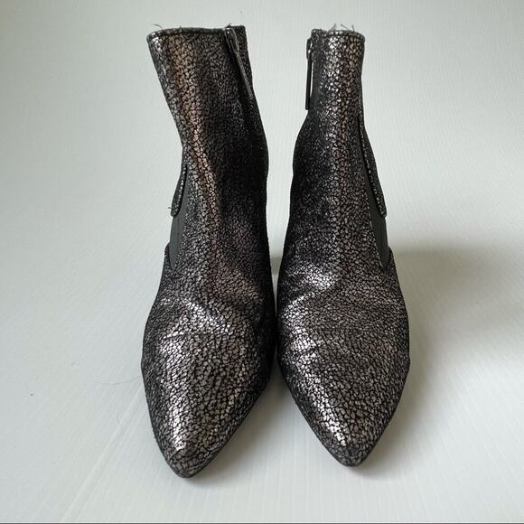 Donald Pliner Blis heeled boots booties metallic with stretch panel - Picture 4 of 12